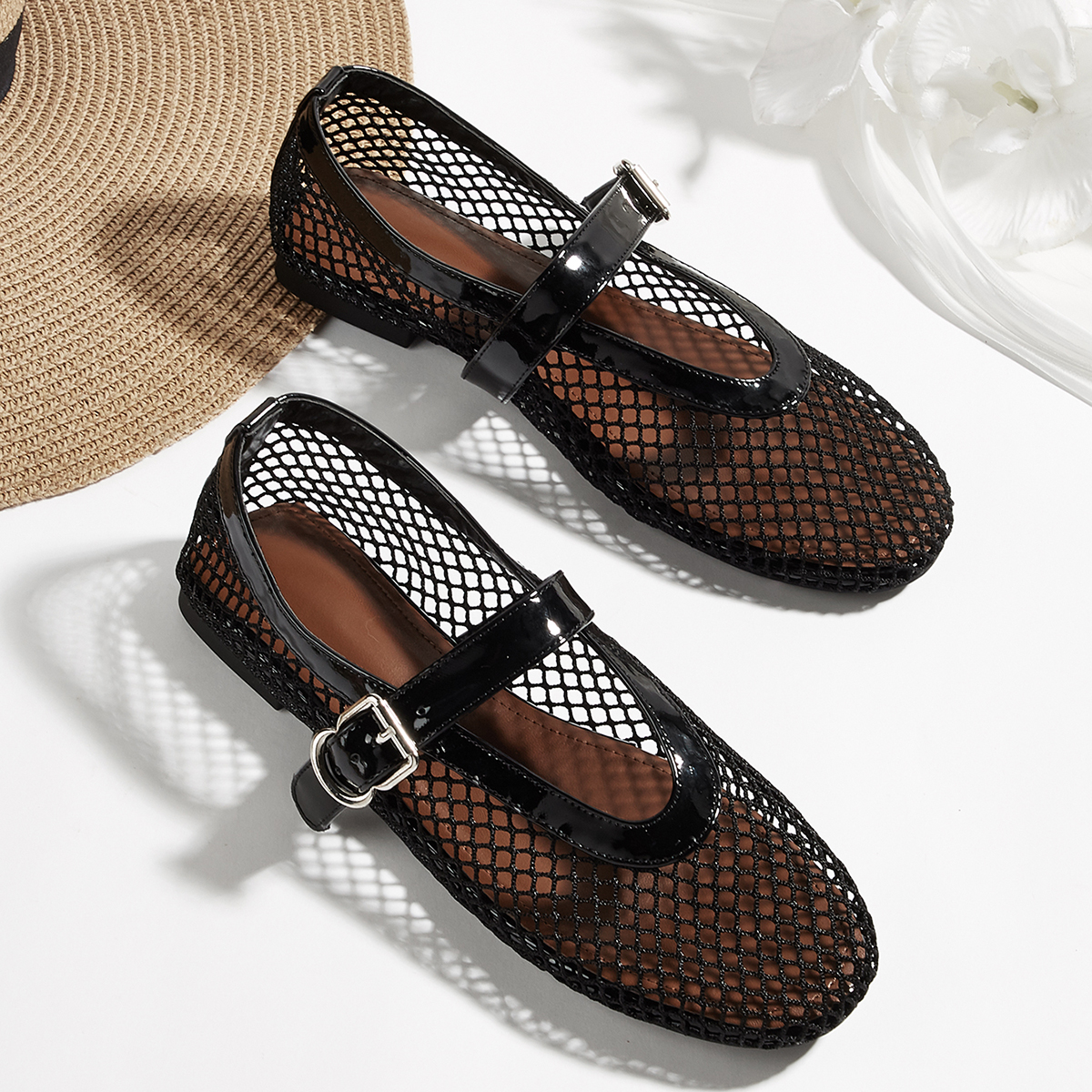 2026 New Women's Breathable Hollow Out Flat Shoes - Image 2